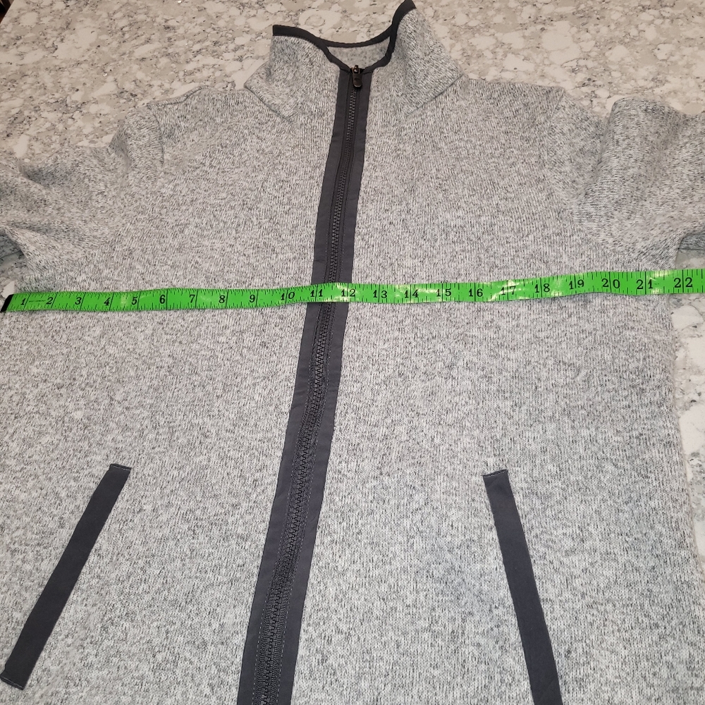Lululemon Fleece Full Zip Sweater Grey Black Sz 8 Athleisure Sporty Cozy - Picture 10 of 12